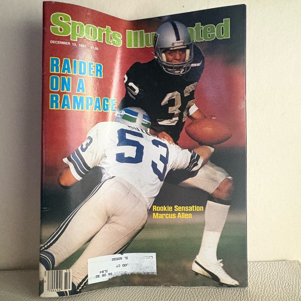 Sports Illustrated Magazine - Raider on a Rampage Cover